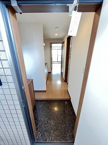 MARSH仁川の玄関