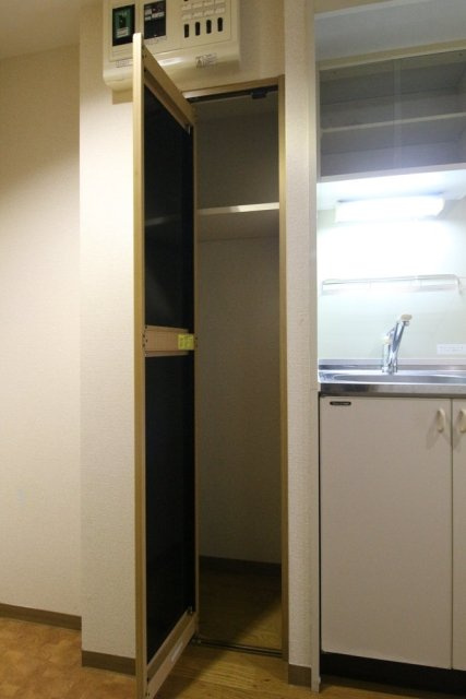 北区王子２丁目の賃貸マンションの収納