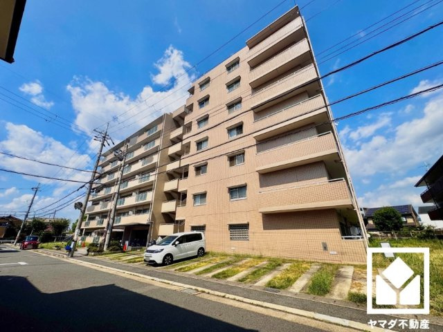 ライオンズマンション宇治の外観