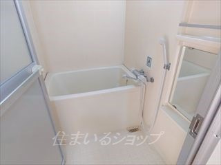 コーポラスみやもと　Cの浴室|サーモ付きシャワー水栓