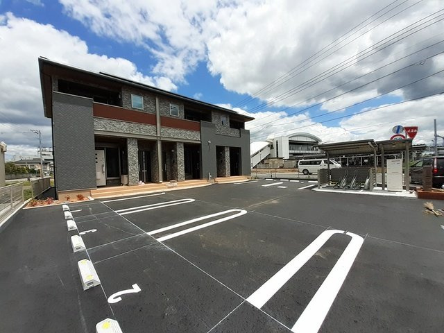 ａｎｎｏｎの駐車場|駐車場に車を止められます