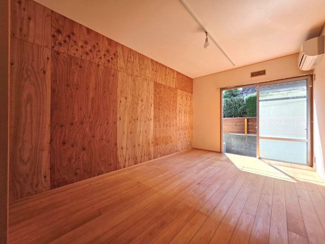 【洋室】 | ルリーボーン