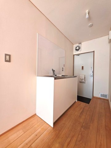 【キッチン】 | ルリーボーン