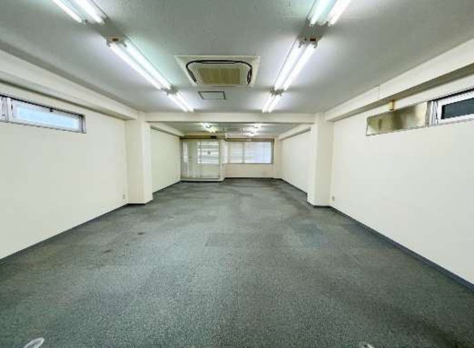 大阪市北区東天満２丁目の店舗事務所の内装