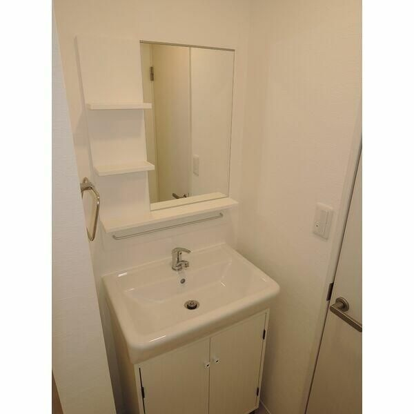 Ｃｒｅｅｒ白山の独立洗面台