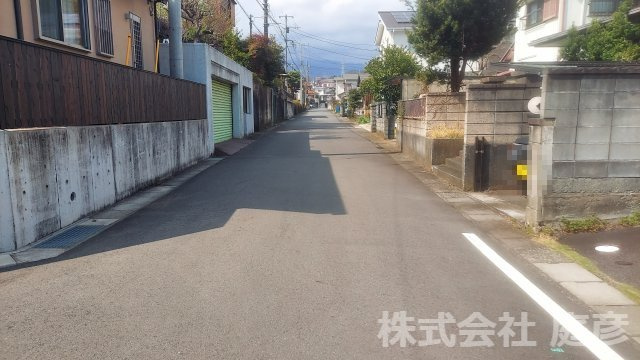 【前面道路含む現地写真】の画像