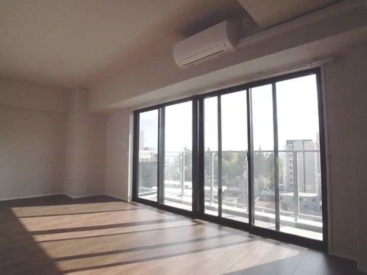 川口市本町４丁目の賃貸マンションの居間・リビング|※別号室参考写真