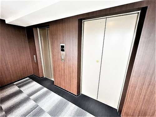 ライオンズ国泰寺グランアクシスのその他|エレベーターホール　※2023年7月撮影