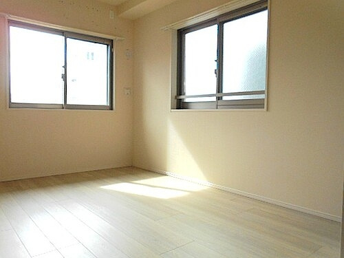 ライオンズ国泰寺グランアクシスのその他|洋室（約6.7畳）　※2021年5月撮影