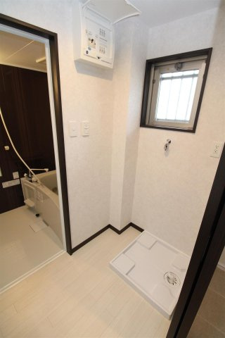 ヴァレンティナの洗面所|防水パン