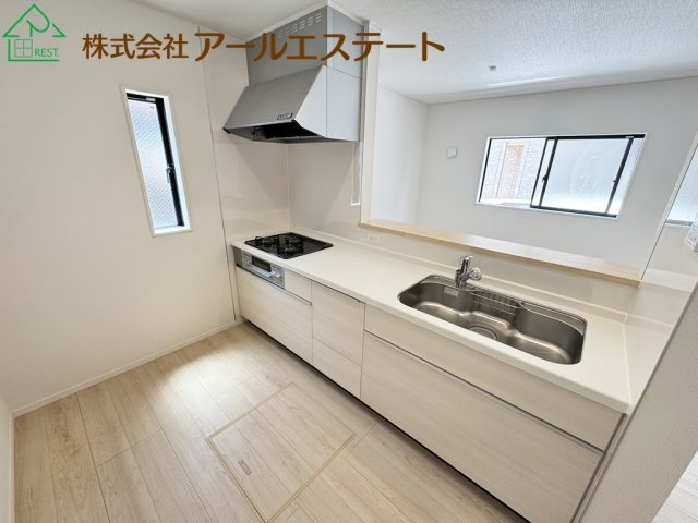 加古川市加古川町本町　　JR「加古川駅」徒歩13分のキッチン