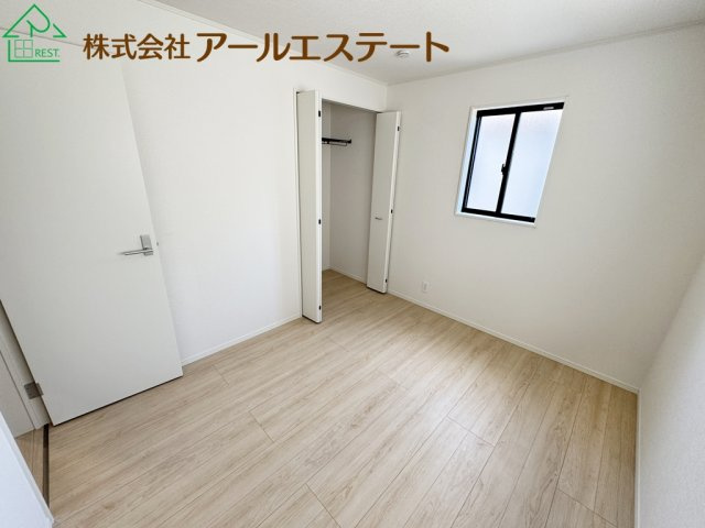 加古川市加古川町本町　　JR「加古川駅」徒歩13分の寝室