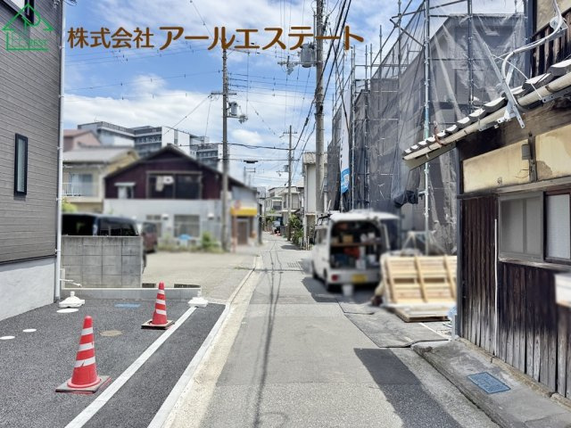 加古川市加古川町本町　　JR「加古川駅」徒歩13分の前面道路含む現地写真