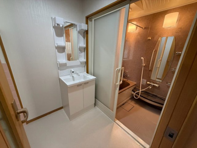 【和室】 | 【プレイワーク松風町】大芝小・中古戸建・4LDK | フローリングだけでなく、和室もあります
