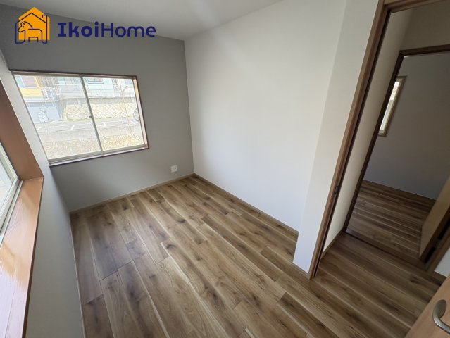 明石市東山町　中古戸建の収納|【ホームページに現地動画掲載中】●年中無休：当日予約可●WICです。収納豊富で収納には困りません♪