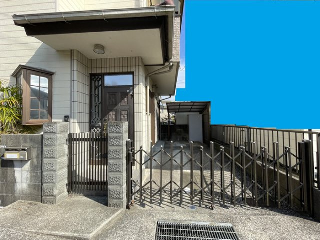 【津波浸水エリア外】高知市万々　中古一戸建ての外観|外観もキレイです◎1台分の駐車スペースあります☆