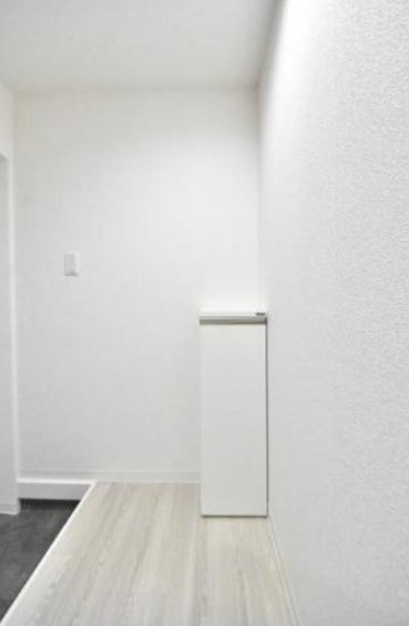 ブランノワール一之江の玄関