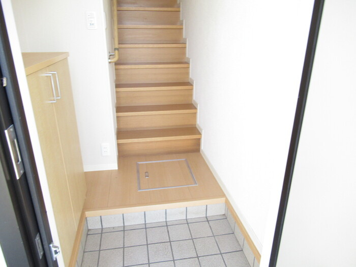 ヴィラポンテの玄関