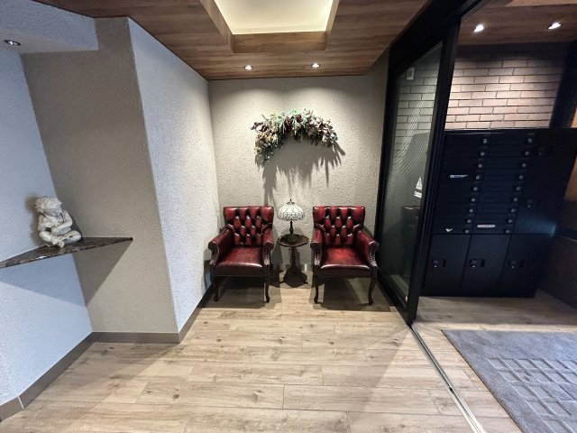 リノスタイル神戸下山手のエントランス