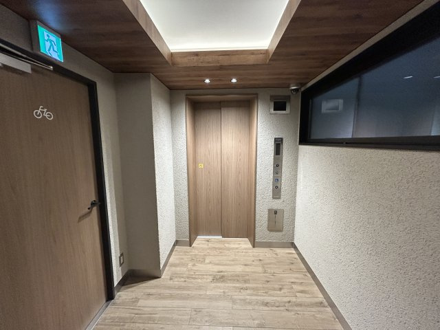リノスタイル神戸下山手のエントランス