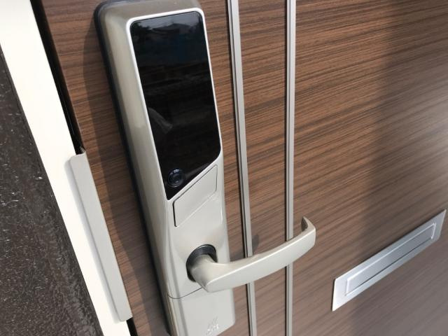 サン　フォレスタαの内装|電子キー