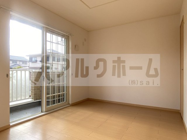 サニーレジデンスの洋室