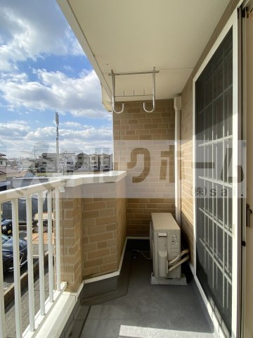 サニーレジデンスのバルコニー