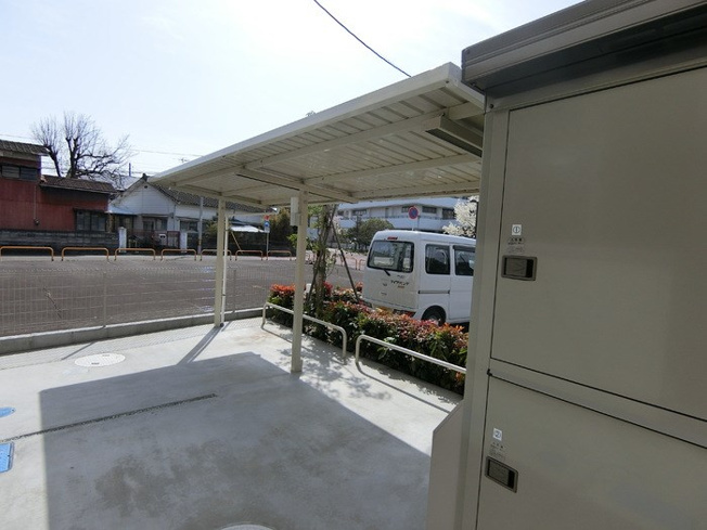 【駐車場】Ｄ－ｒｏｏｍ白萩町