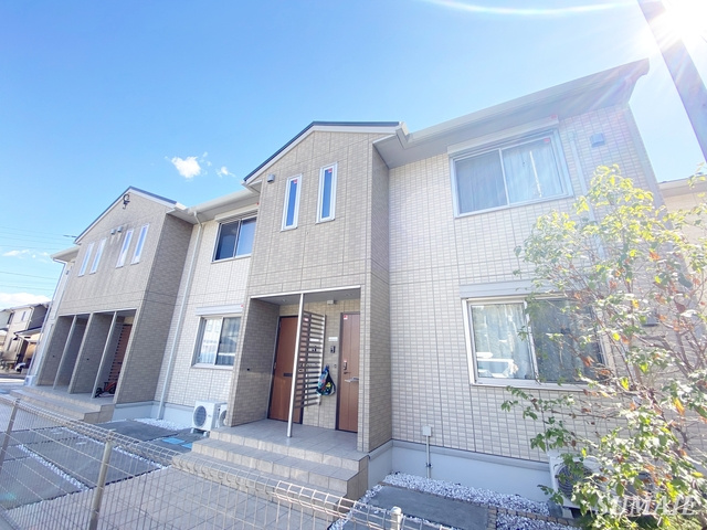 フォレストヒルズの外観|2階建てアパート！