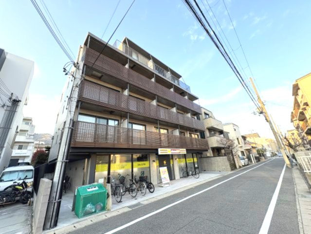 LEGALAND甲南山手
