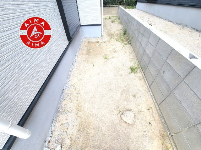 那珂川市王塚台1丁目第2-2棟（1号棟）の外観|お庭で自由な時間を過ごせます。