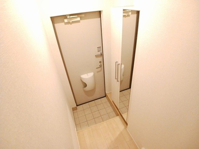 【玄関】 | エクスクルーシブⅣ | きれいな玄関です