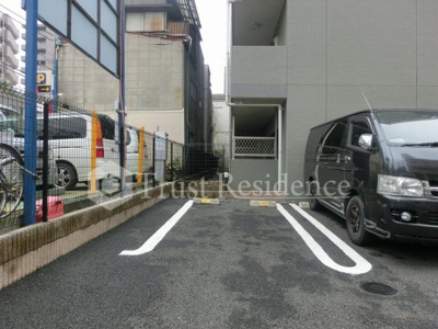 【駐車場】 | ホタカリュミエール・イワタ