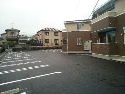【駐車場】 | プレアデスⅡ | 駐車場に車を止められます