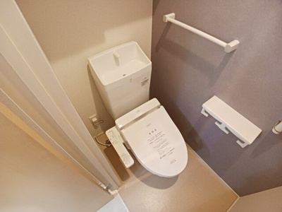 【トイレ】 | ハーバー・ハウスＢ | ゆったりとした空間のトイレです