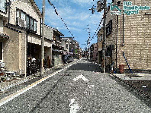 上京区上立売町 土地の前面道路含む現地写真