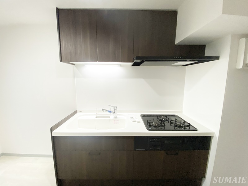 カーサ栄の洋室|5帖のダイニングスペースです☆