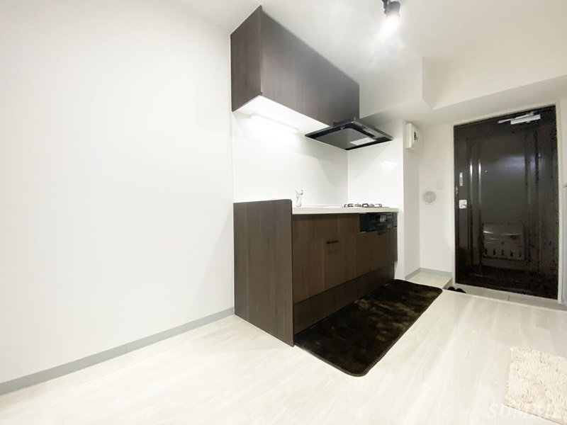 カーサ栄の洋室|別角度から見た5帖のダイニングスペースです☆