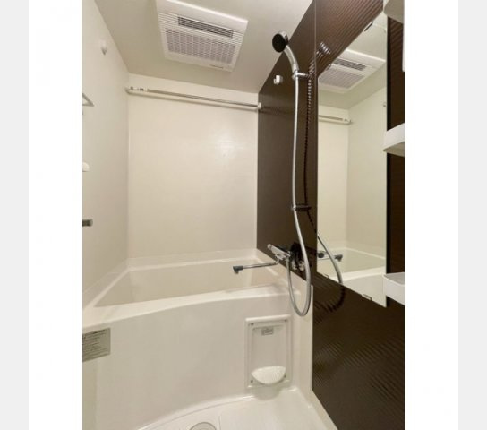 ドゥーエ成増の浴室