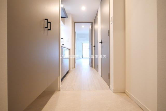 S-RESIDENCE阿波座bouncyの玄関