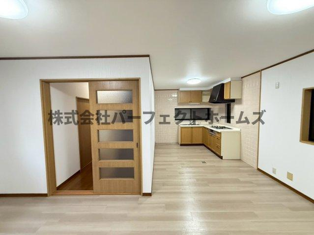 池之宮1丁目戸建　賃貸の居間・リビング|リビングです