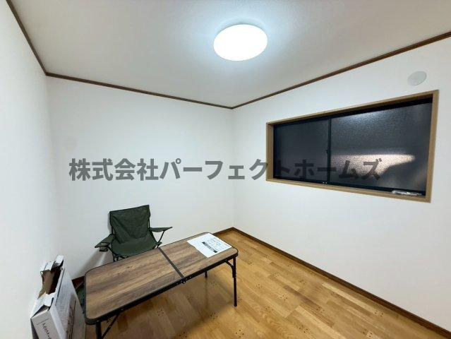 池之宮1丁目戸建　賃貸の洋室|コンパクトで使いやすい洋室です