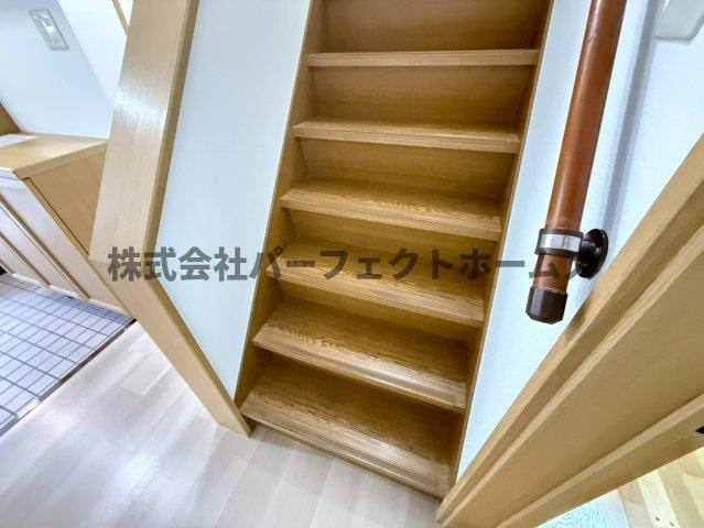 池之宮1丁目戸建　賃貸の内装|内装は落ち着いています