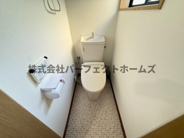 池之宮1丁目戸建　賃貸のトイレ|3階トイレです