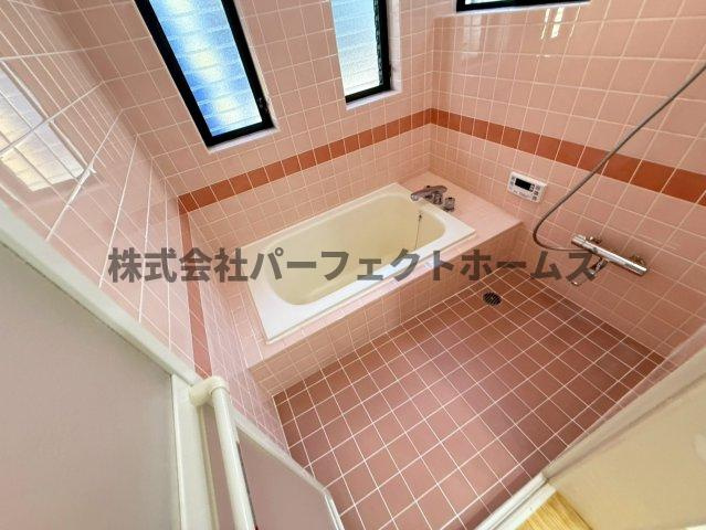 池之宮1丁目戸建　賃貸の浴室|落ち着いた空間のお風呂です