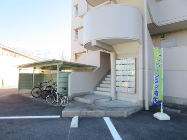 マンション北極星のエントランス