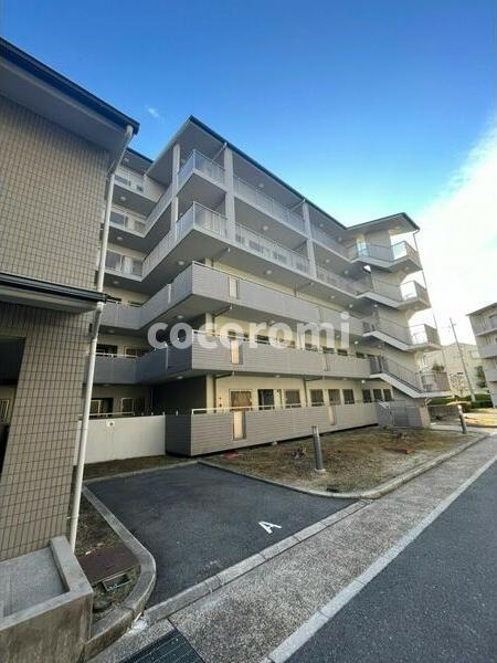 PHOENIX COURT 交野IIの外観