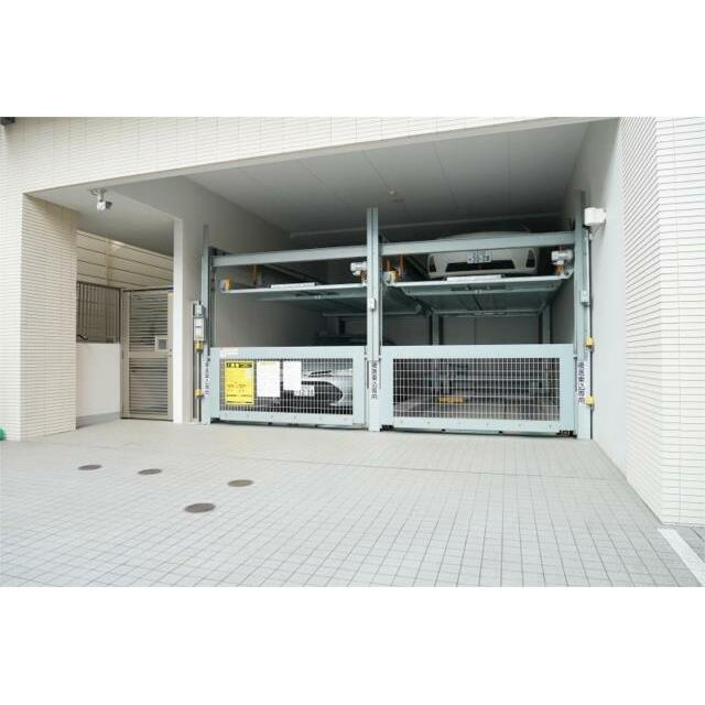 ハーモニーレジデンス菊川ステーションフロントの駐車場