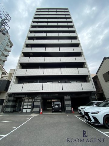 GRANDUKE新栄の外観