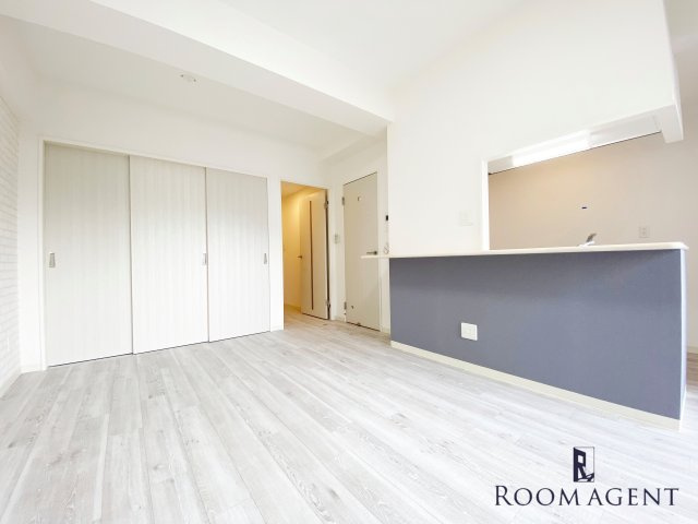 GRANDUKE新栄の居間・リビング